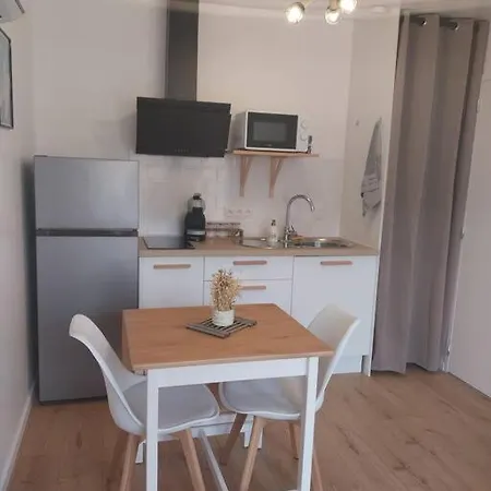 L'Instant Voyageur Apartment Virsac Exterior photo